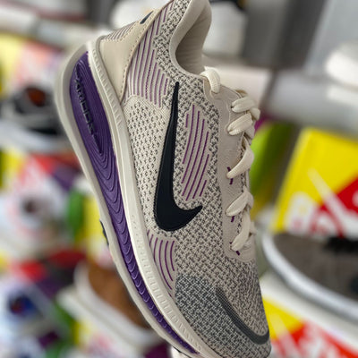 Nike zoomx roxo branco