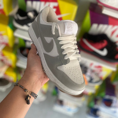 Nike dunk branco cinza