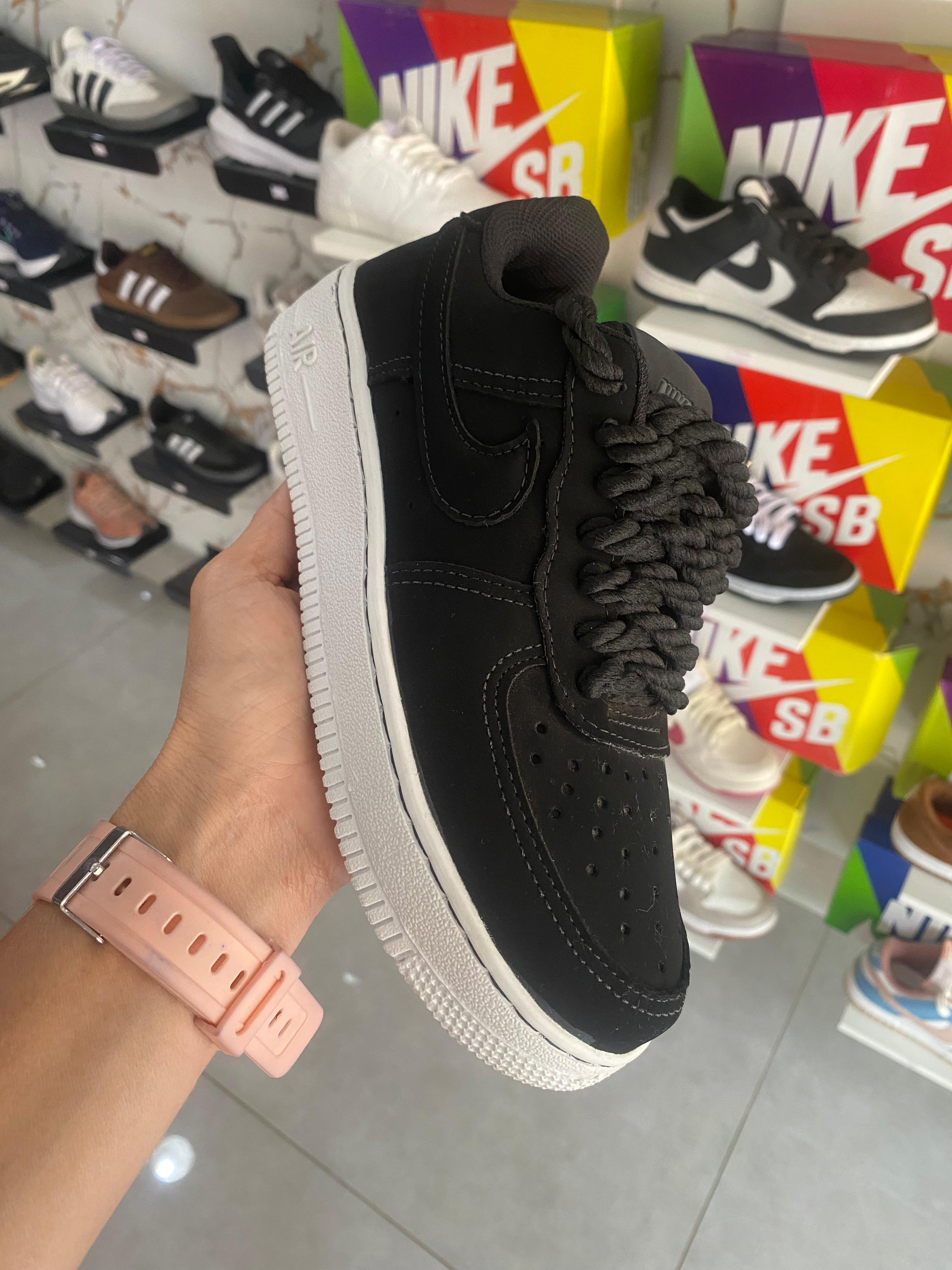 Air force preto premium