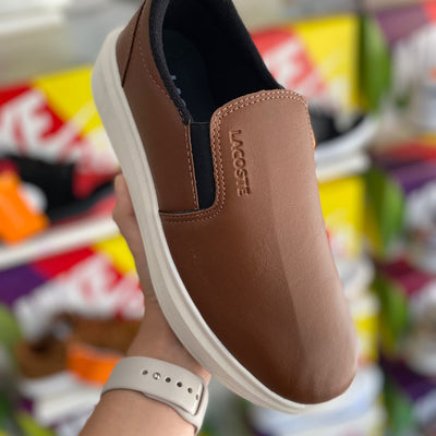 Lacoste caramelo s\ cadarço