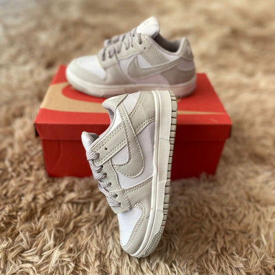 Tênis infantil nike dunk branco cinza