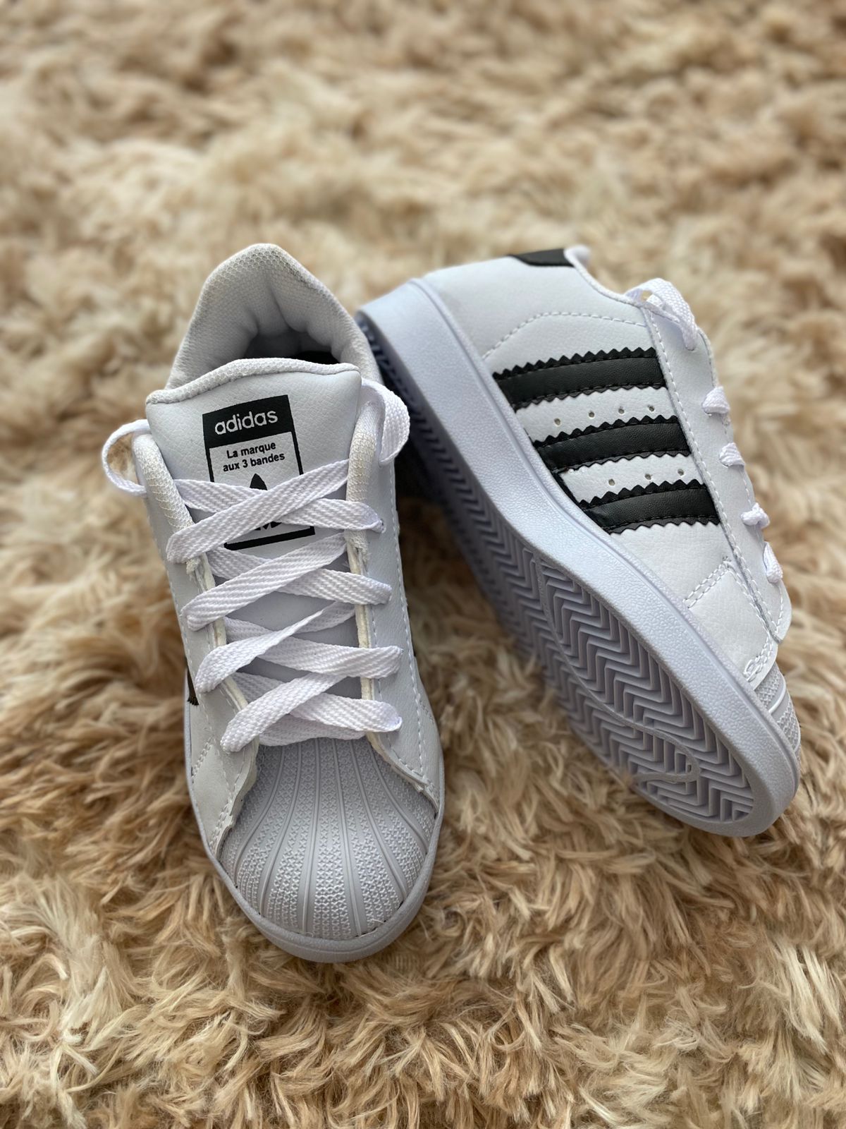 Adidas branco infantil