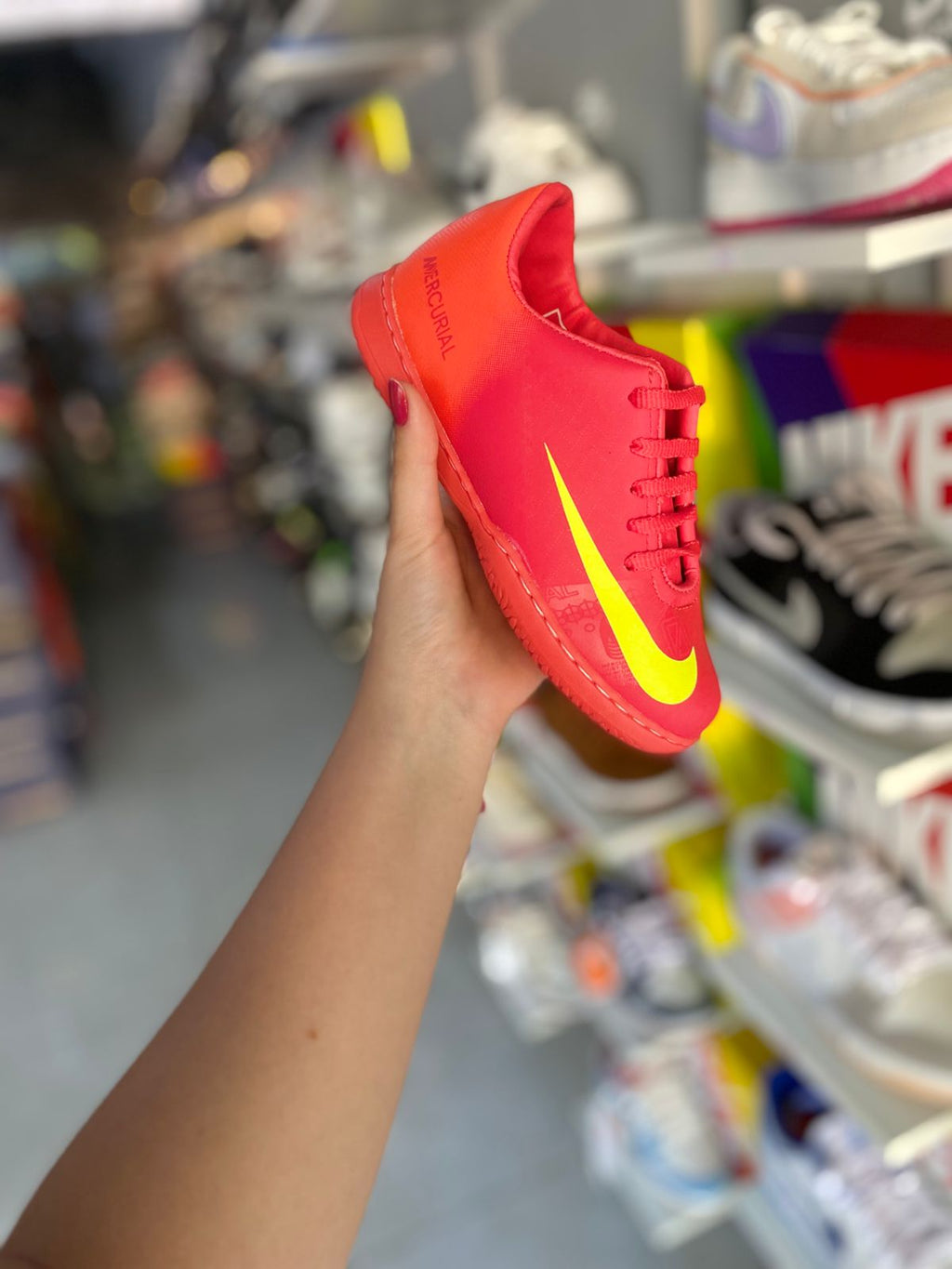 Chuteira infantil salão melancia