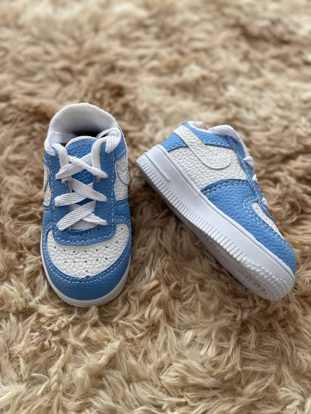 Nike air azul infantil